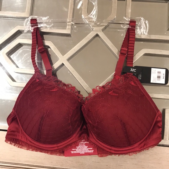 Modern movement Other - Wine Padded bra with lace detail